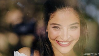 Сексуальные девушки в порно - Foot Fetish Frenzy - Part 1 with Petite на HOT-GIRLS-PORN.COM