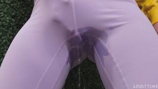 Сексуальные девушки в порно - Jade's Shaved Pussy and Cum на HOT-GIRLS-PORN.COM