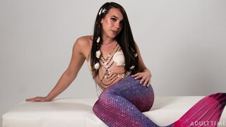 Сексуальные девушки в порно - Interracial and Loving It на HOT-GIRLS-PORN.COM