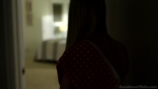 Сексуальные девушки в порно - Natural Tits Nanny and Blonde College Girl Fun на HOT-GIRLS-PORN.COM