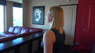 Сексуальные девушки в порно - Kate England’s Big Tits and Blonde Looks Make Him Lose Control - POV Fuck на HOT-GIRLS-PORN.COM