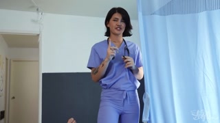 Сексуальные девушки в порно - Uniform and Unforgettable на HOT-GIRLS-PORN.COM
