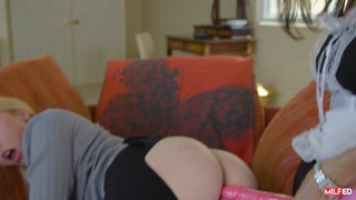 Сексуальные девушки в порно - Dixie Lynn MILF Hotel Fuck на HOT-GIRLS-PORN.COM