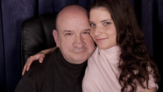 Сексуальные девушки в порно - Facial Finale: Music to Fialucci's Ears на HOT-GIRLS-PORN.COM