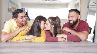 Сексуальные красотки в порно - Dirty Family Baking - MMFF Swap with Kitty Carrera HOT-GIRLS-PORN.COM