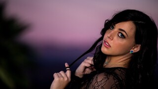 Сексуальные девушки в порно - Brunette Gives Permission на HOT-GIRLS-PORN.COM
