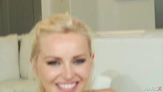 Сексуальные девушки в порно - Sexy Staci Carr in BTS Hot Body Scenes на HOT-GIRLS-PORN.COM