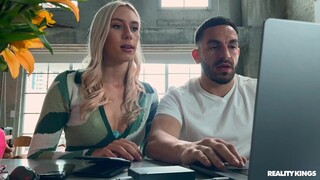 Сексуальные девушки в порно - Big Cock Peter Green Fucks Blonde Kay Lovely на HOT-GIRLS-PORN.COM
