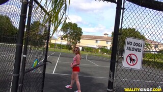 Сексуальные красотки в порно - Fenced In and Fucked HOT-GIRLS-PORN.COM