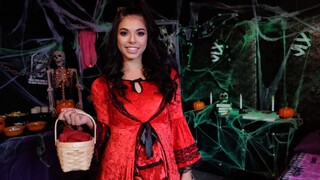 Сексуальные красотки в порно - Ass Fingering on Halloween HOT-GIRLS-PORN.COM
