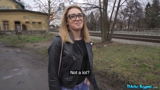Сексуальные девушки в порно - Blonde Rika Fane's Handjob in a Basement на HOT-GIRLS-PORN.COM
