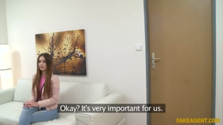 Сексуальные красотки в порно - Skinny Model Shows Art of Blowjob on James Brossman's Huge Cock HOT-GIRLS-PORN.COM