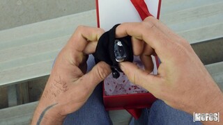 Сексуальные красотки в порно - Butt Plug Surprises with Mia Taylor HOT-GIRLS-PORN.COM