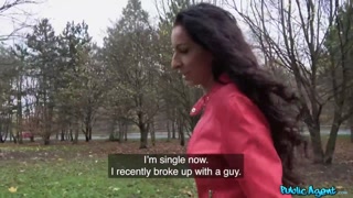 Сексуальные девушки в порно - Public fuck with amateur MILF на HOT-GIRLS-PORN.COM