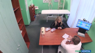 Сексуальные девушки в порно - Medical Experiment: Small Girl, Big Dick на HOT-GIRLS-PORN.COM