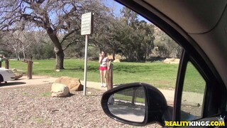 Сексуальные девушки в порно - Missionary in the Sun на HOT-GIRLS-PORN.COM