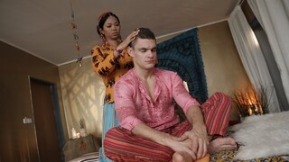 Сексуальные девушки в порно - Feet and Fetish: Thai Masseuse at Work на HOT-GIRLS-PORN.COM