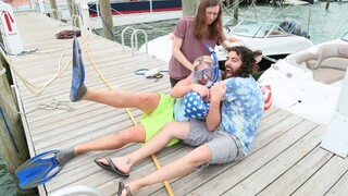 Сексуальные девушки в порно - Pierced and Fucked on The Boat на HOT-GIRLS-PORN.COM