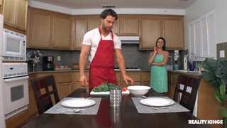 Сексуальные девушки в порно - Trimmed Pussy, Big Squirts: Kylie Rocket на HOT-GIRLS-PORN.COM