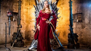 Сексуальные девушки в порно - Blonde Queen Loves: Part 4 (A Piercing Parody) на HOT-GIRLS-PORN.COM