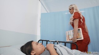 Сексуальные красотки в порно - The Naughty Nurse Next Door HOT-GIRLS-PORN.COM
