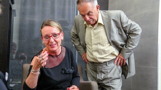Сексуальные девушки в порно - Dirty Old Man's Desire на HOT-GIRLS-PORN.COM