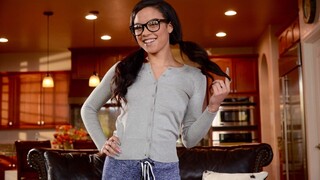 Сексуальные красотки в порно - Petite Brunette Roommate is a Slutty Cheater HOT-GIRLS-PORN.COM
