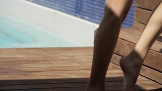 Сексуальные красотки в порно - Jump in the Pool with Me HOT-GIRLS-PORN.COM