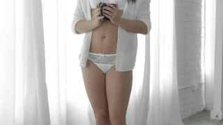 Сексуальные девушки в порно - Spooning with Tattooed Lover на HOT-GIRLS-PORN.COM