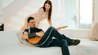 Сексуальные девушки в порно - Ass Fingering and More with Josh and Mia на HOT-GIRLS-PORN.COM