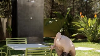 Сексуальные красотки в порно - Valeria's Brunette Outdoor Lust HOT-GIRLS-PORN.COM