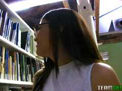 Сексуальные девушки в порно - Young and Naughty in the Library на HOT-GIRLS-PORN.COM