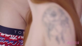 Сексуальные девушки в порно - Scarlett Mae: Redhead Bimbo Fucks Asian Man Hardcore на HOT-GIRLS-PORN.COM