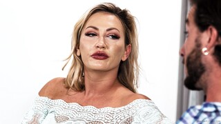 Сексуальные девушки в порно - Lucas Frost Pounds Blonde's Wet Pussy & Cums on Her на HOT-GIRLS-PORN.COM