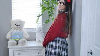Сексуальные девушки в порно - Natalia Nix as Naughty Schoolgirl Sexting Teacher на HOT-GIRLS-PORN.COM