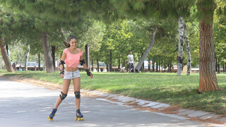 Сексуальные девушки в порно - Young Latina gets fucked hard while rollerblading на HOT-GIRLS-PORN.COM