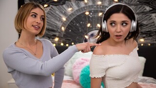 Сексуальные девушки в порно - Stepfamily Taboo - Kristen Scott Licks Sia Lust’s Small Tits & Pussy на HOT-GIRLS-PORN.COM