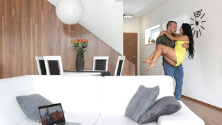 Сексуальные девушки в порно - Day Dreaming Porn - Lexi Dona Takes Cock на HOT-GIRLS-PORN.COM