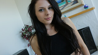 Сексуальные девушки в порно - Ike Diezel fucks Megan Sage's pretty mouth на HOT-GIRLS-PORN.COM