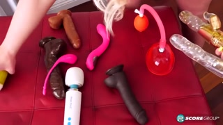 Сексуальные девушки в порно - Stassi Rossi - Solo MILF and Her Toy Fun на HOT-GIRLS-PORN.COM