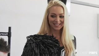 Сексуальные девушки в порно - Honey the Cheerleader Gets a Messy Cumshot на HOT-GIRLS-PORN.COM