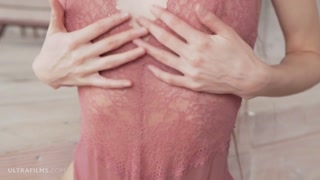 Сексуальные девушки в порно - Leona Mia - Sweet & Tender Masturbation Session на HOT-GIRLS-PORN.COM