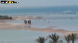 Сексуальные девушки в порно - Leony Aprill's hot beach threesome - Fucking tattooed babes in Egypt на HOT-GIRLS-PORN.COM