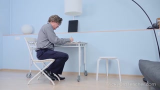 Сексуальные девушки в порно - Luna Haze Naughty Student Gets Rough from Teacher на HOT-GIRLS-PORN.COM