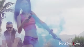 Сексуальные девушки в порно - Eliza Ibarra - Smoking Hot Deepthroat & Messy Facial на HOT-GIRLS-PORN.COM