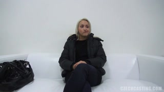 Сексуальные девушки в порно - Lucie the Blonde Temptress from Europe на HOT-GIRLS-PORN.COM