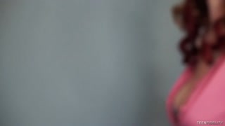 Сексуальные красотки в порно - Dee Dee Lynn gives sloppy deepthroat to Ryan Madison HOT-GIRLS-PORN.COM