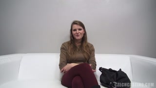Сексуальные девушки в порно - Amateur Czech Girl Lucie Loves Deep Throat на HOT-GIRLS-PORN.COM