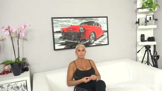 Сексуальные красотки в порно - Big-Titted Blonde Chloe Lamour Drops a Wild Cumshot HOT-GIRLS-PORN.COM