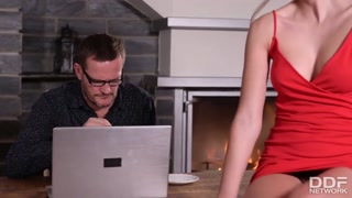 Сексуальные девушки в порно - Naughty Secretary Stacy Cruz Sucks and Fucks Boss на HOT-GIRLS-PORN.COM